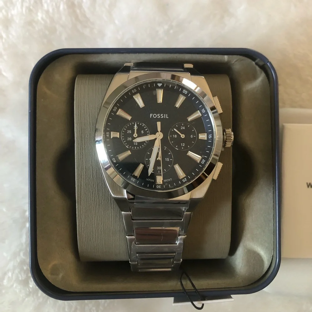NIB Fossil chronograph watch stainless steel band